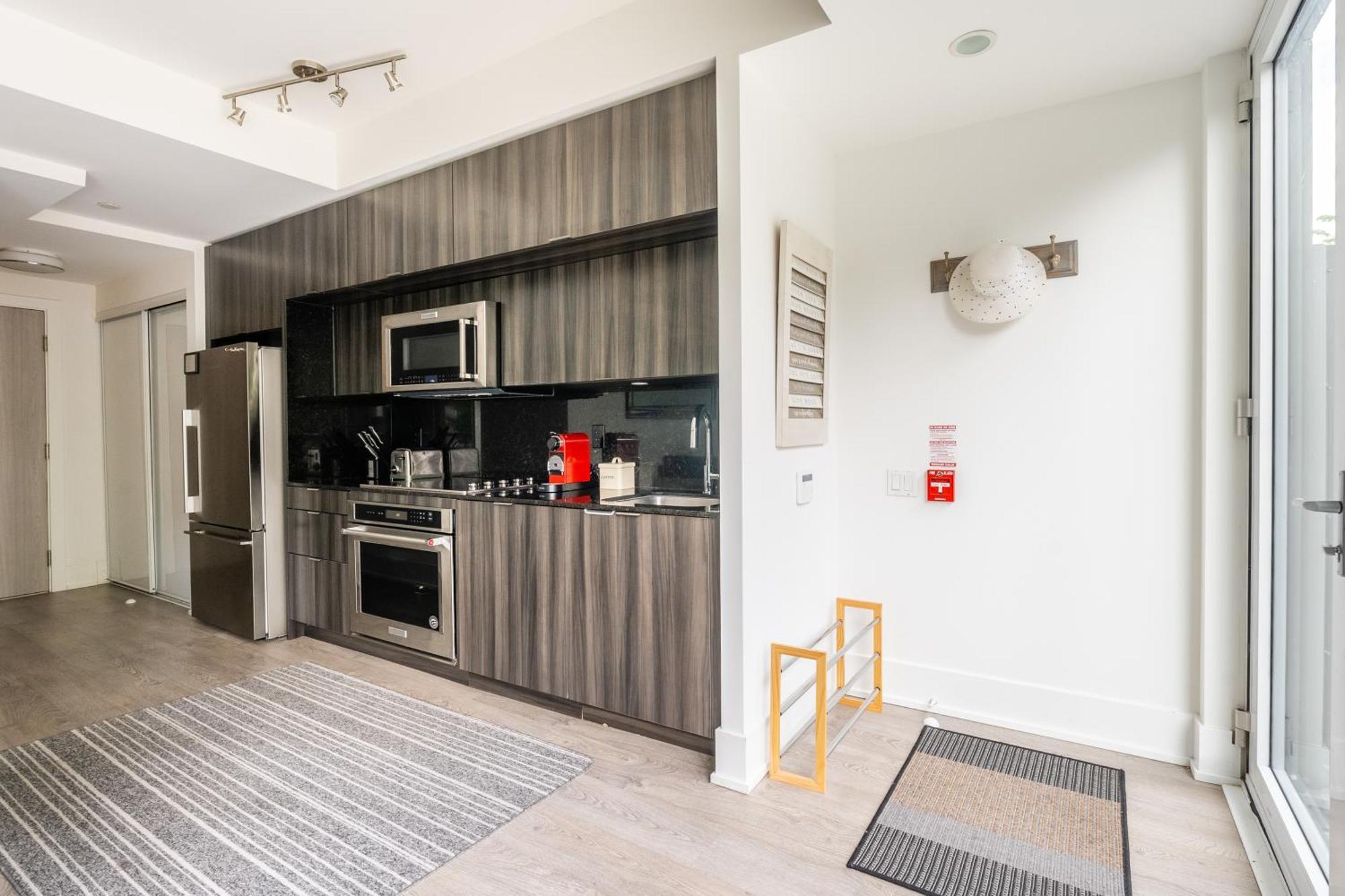 Spacious Corner Apartment Downtown تورونتو المظهر الخارجي الصورة