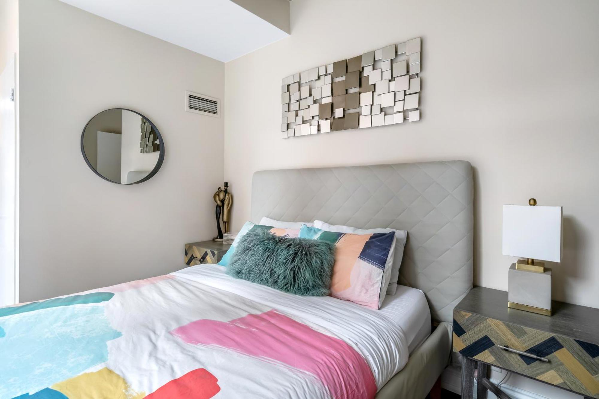 Spacious Corner Apartment Downtown تورونتو المظهر الخارجي الصورة
