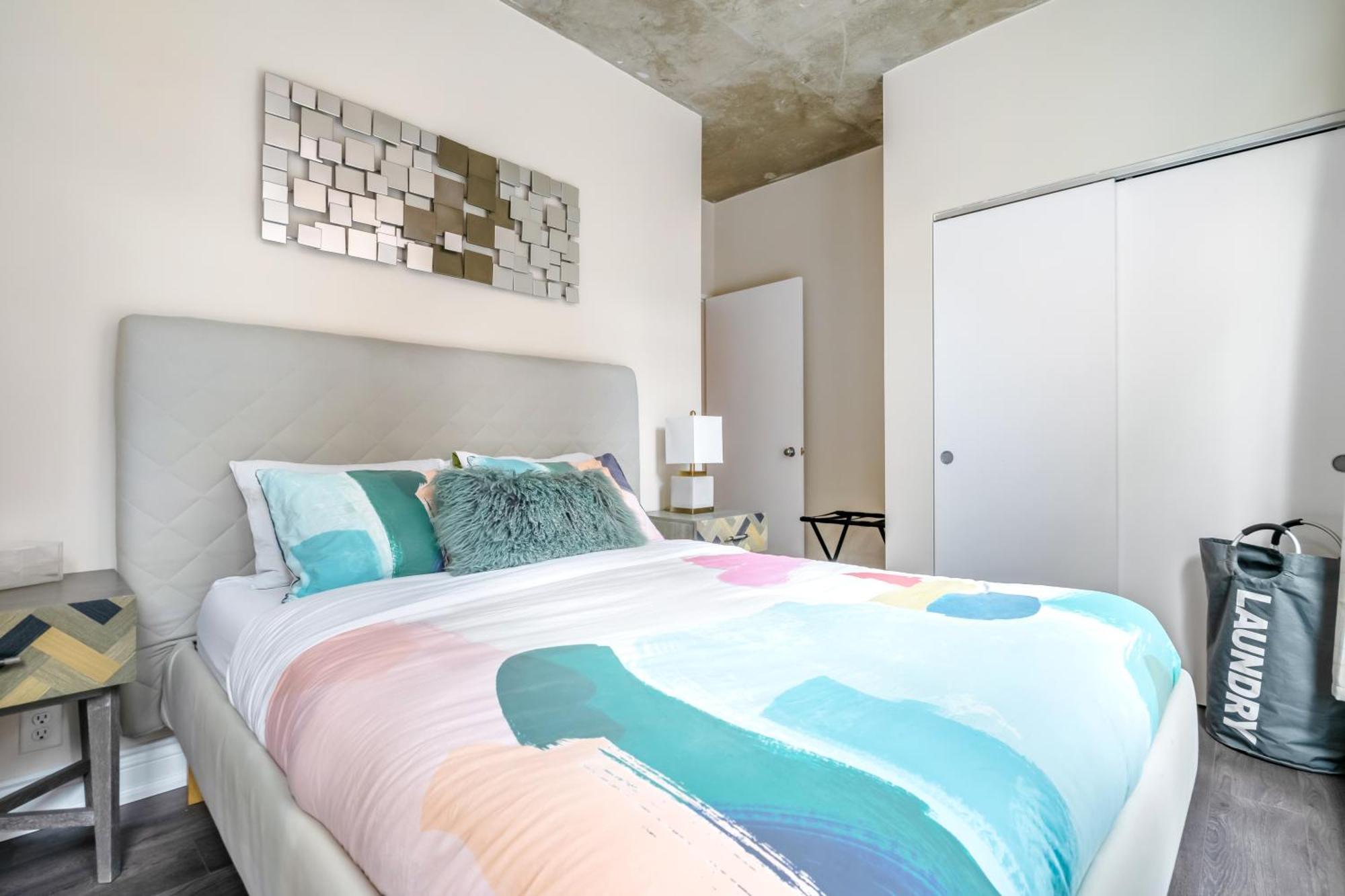 Spacious Corner Apartment Downtown تورونتو المظهر الخارجي الصورة