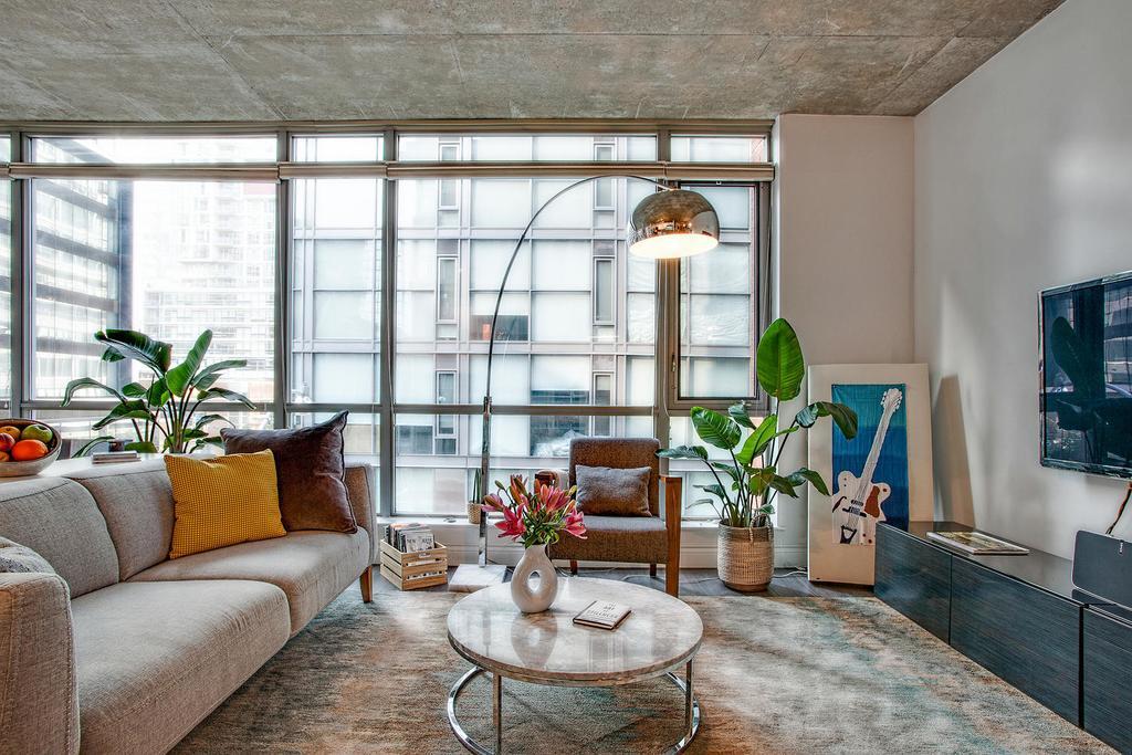 Spacious Corner Apartment Downtown تورونتو المظهر الخارجي الصورة